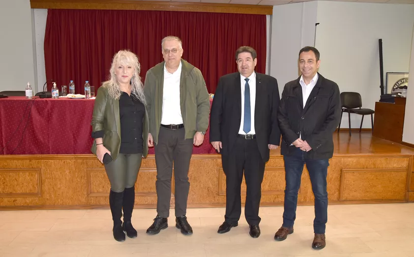 Κομοτηνή: Αντιπροσωπεία της ΕΑΥΝ Ροδόπης συναντήθηκε με Θεοδωρικάκο και Καραμαλάκη Κομοτηνή: Αντιπροσωπεία της ΕΑΥΝ Ροδόπης συναντήθηκε με Θεοδωρικάκο και Καραμαλάκη