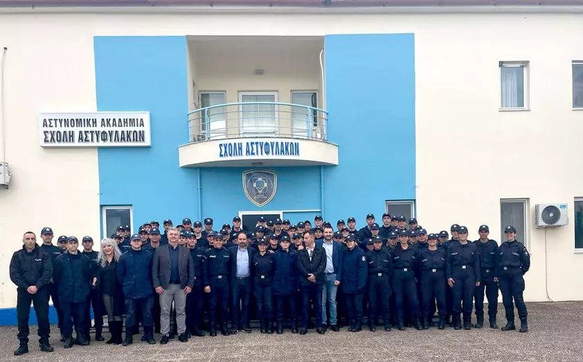Αντιπροσωπεία της ΠΟΑΣΥ στη σχολή αστυφυλάκων Κομοτηνής Αντιπροσωπεία της ΠΟΑΣΥ στη σχολή αστυφυλάκων Κομοτηνής