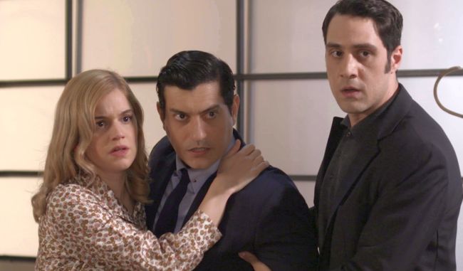 Ο Παράδεισος των Κυριών: Στη φυλακή για φόνο δύο άντρες – Ο Αποστόλης κρατά ομήρους Όλγα και Πάρη! Ο Παράδεισος των Κυριών: Στη φυλακή για φόνο δύο άντρες – Ο Αποστόλης κρατά ομήρους Όλγα και Πάρη!