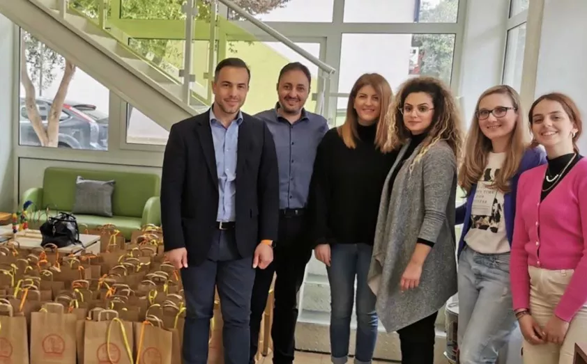 Ο Νίκος Τσαλικίδης στα Παιδικά Χωριά SOS και στο Γηροκομείο Κομοτηνής