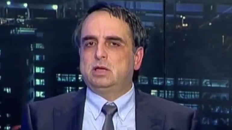 Από τον αγώνα κατά του οριζόντιου εμβολιασμού στον πολιτικό στίβο Από τον αγώνα κατά του οριζόντιου εμβολιασμού στον πολιτικό στίβο