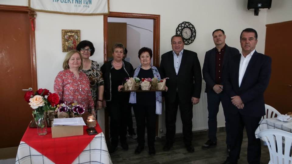 Συνεργασία του Ευριπίδη Στυλιανίδη με στόχο την ανάπτυξη της περιοχής με τις γυναίκες των ΠΡΟΣΚΥΝΗΤΩΝ του ΔΗΜΟΥ ΜΑΡΩΝΕΙΑΣ – ΣΑΠΩΝ Συνεργασία του Ευριπίδη Στυλιανίδη με στόχο την ανάπτυξη της περιοχής με τις γυναίκες των ΠΡΟΣΚΥΝΗΤΩΝ του ΔΗΜΟΥ ΜΑΡΩΝΕΙΑΣ – ΣΑΠΩΝ