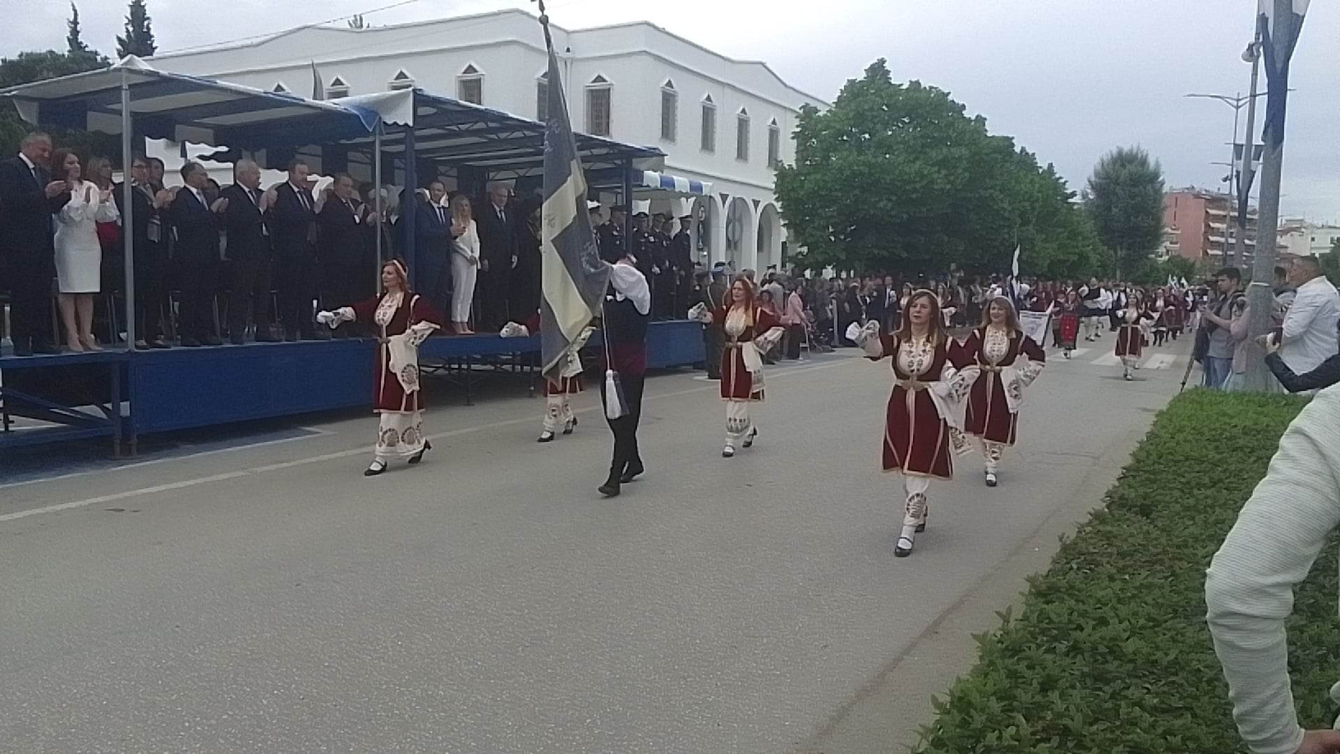 Κομοτηνή: Με λαμπρότητα τιμήθηκε η επέτειος της 14ης Μαϊου (video) Κομοτηνή: Με λαμπρότητα τιμήθηκε η επέτειος της 14ης Μαϊου (video)