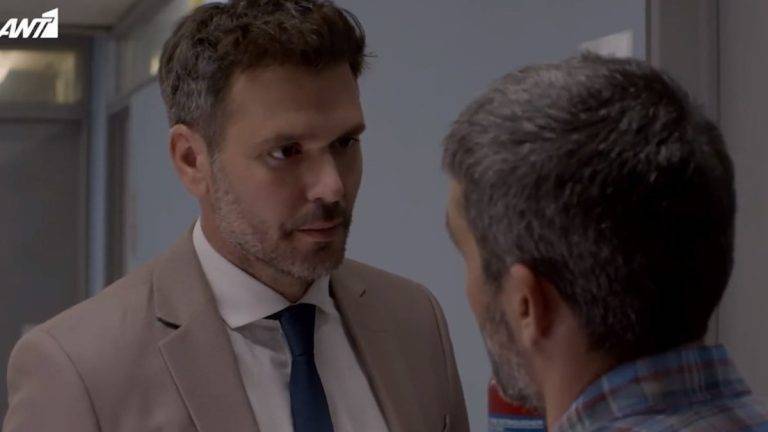 Παγιδευμένοι: Ο Δημήτρης δίνει διορία στον Σπύρο να ομολογήσει – Έρχεται μεγάλη ανατροπή! Παγιδευμένοι: Ο Δημήτρης δίνει διορία στον Σπύρο να ομολογήσει – Έρχεται μεγάλη ανατροπή!