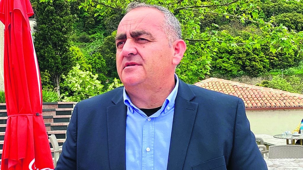Χειμάρρα: Ο Φρέντι Μπελέρης διακομίστηκε στο νοσοκομείο των φυλακών Τιράνων μαζί με τον Παντελή Κοκαβέση Χειμάρρα: Ο Φρέντι Μπελέρης διακομίστηκε στο νοσοκομείο των φυλακών Τιράνων μαζί με τον Παντελή Κοκαβέση