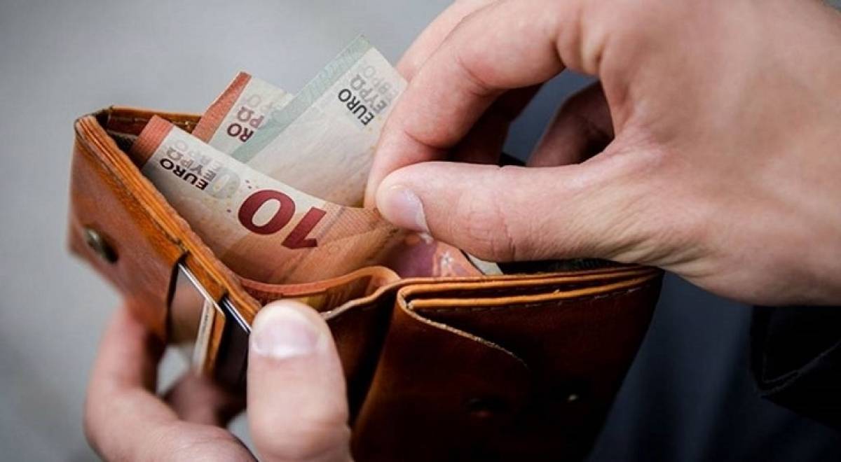 Έρχονται αυξήσεις σε συντάξεις, ευάλωτους και Δημόσιο Έρχονται αυξήσεις σε συντάξεις, ευάλωτους και Δημόσιο