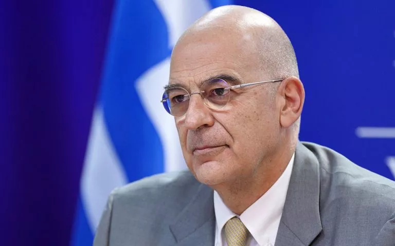 Απίθανη επίδοση Δένδια: Παίρνει 93 χιλιάδες από τους συνολικά 165 χιλιάδες «γαλάζιους» σταυρούς Απίθανη επίδοση Δένδια: Παίρνει 93 χιλιάδες από τους συνολικά 165 χιλιάδες «γαλάζιους» σταυρούς