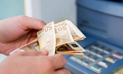 Συντάξεις – επιδόματα: Οι πληρωμές από ΕΦΚΑ, ΔΥΠΑ και ΟΠΕΚΑ Συντάξεις – επιδόματα: Οι πληρωμές από ΕΦΚΑ, ΔΥΠΑ και ΟΠΕΚΑ