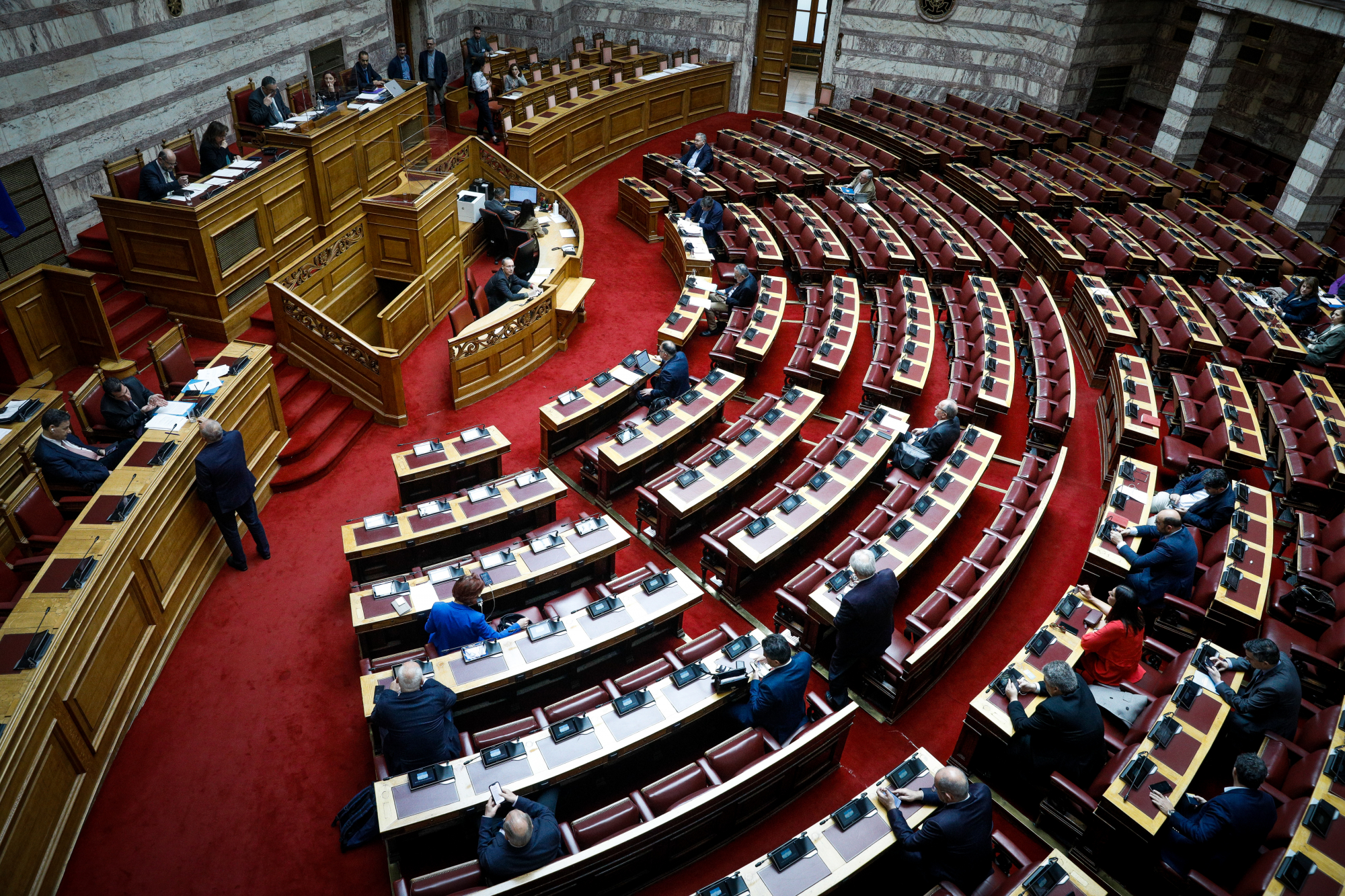 Η μάχη του σταυρού στις μεγάλες περιφέρειες – Ποια «βαριά» ονόματα μένουν εκτός βουλής