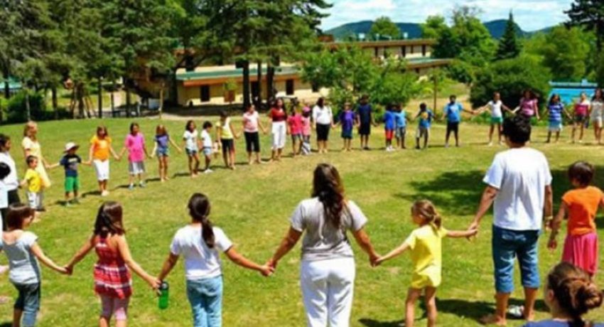 ΔΥΠΑ: Μέχρι τις 12 Μαΐου οι αιτήσεις για τις παιδικές κατασκηνώσεις