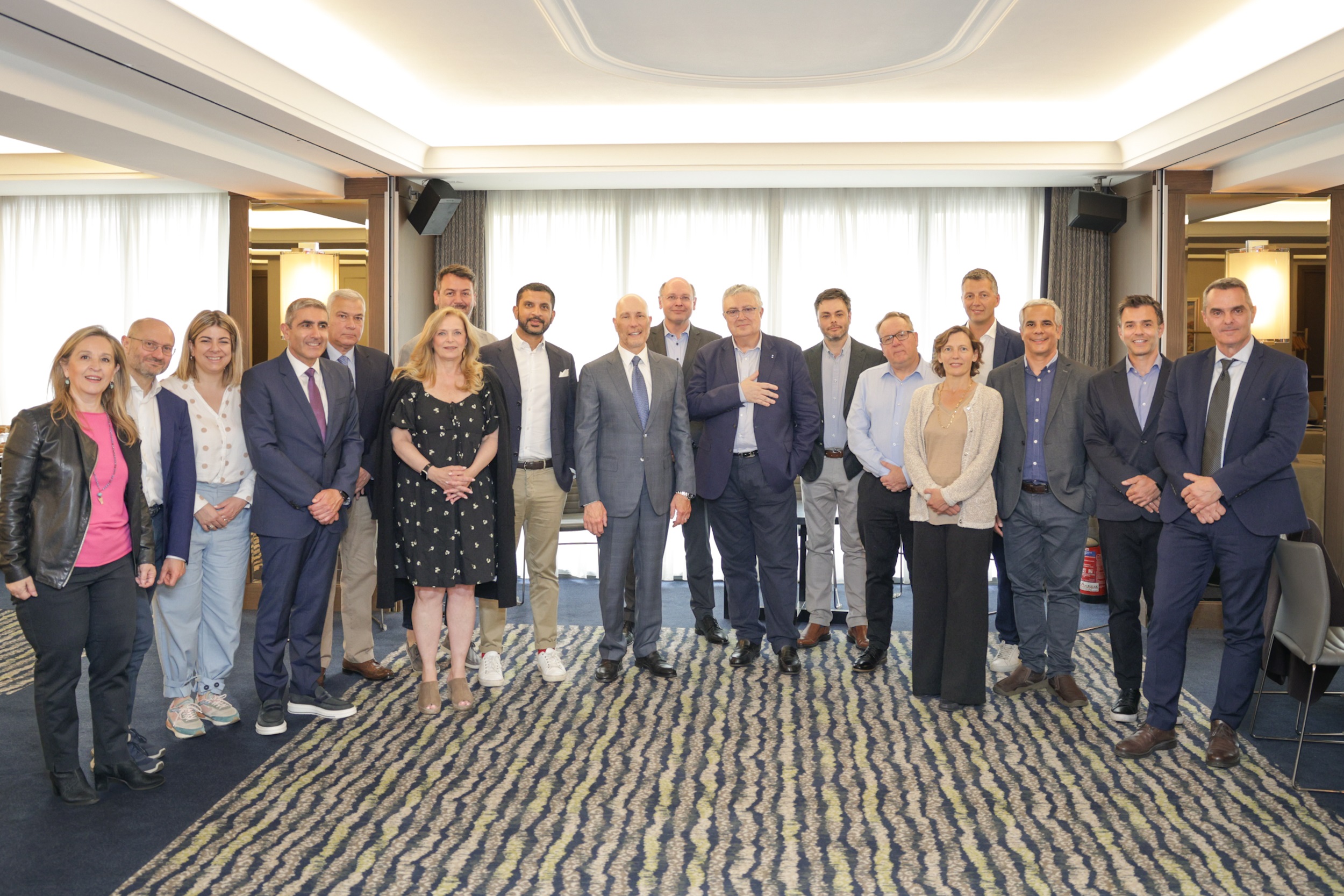 Η ΕΣΕΕ διοργάνωσε στην Αθήνα την Εαρινή Συνάντηση της Παγκόσμιας Ομοσπονδίας Ενώσεων Λιανικού Εμπορίου (FIRA) Η ΕΣΕΕ διοργάνωσε στην Αθήνα την Εαρινή Συνάντηση της Παγκόσμιας Ομοσπονδίας Ενώσεων Λιανικού Εμπορίου (FIRA)