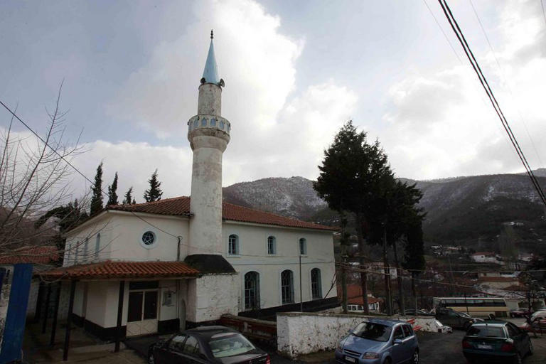 Πρόεδρος Πομάκων, Αχμέτ Ιμάμ : «Πάντοτε υπήρχαν, υπάρχουν και θα υπάρχουν παρεμβάσεις από το τουρκικό προξενείο» Πρόεδρος Πομάκων, Αχμέτ Ιμάμ : «Πάντοτε υπήρχαν, υπάρχουν και θα υπάρχουν παρεμβάσεις από το τουρκικό προξενείο»