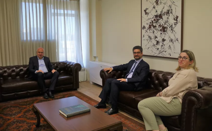 Ο Χρήστος Μέτιος συναντήθηκε με τον γενικό Πρόξενο της Κυπριακής Δημοκρατίας στη Θεσσαλονίκη Ο Χρήστος Μέτιος συναντήθηκε με τον γενικό Πρόξενο της Κυπριακής Δημοκρατίας στη Θεσσαλονίκη