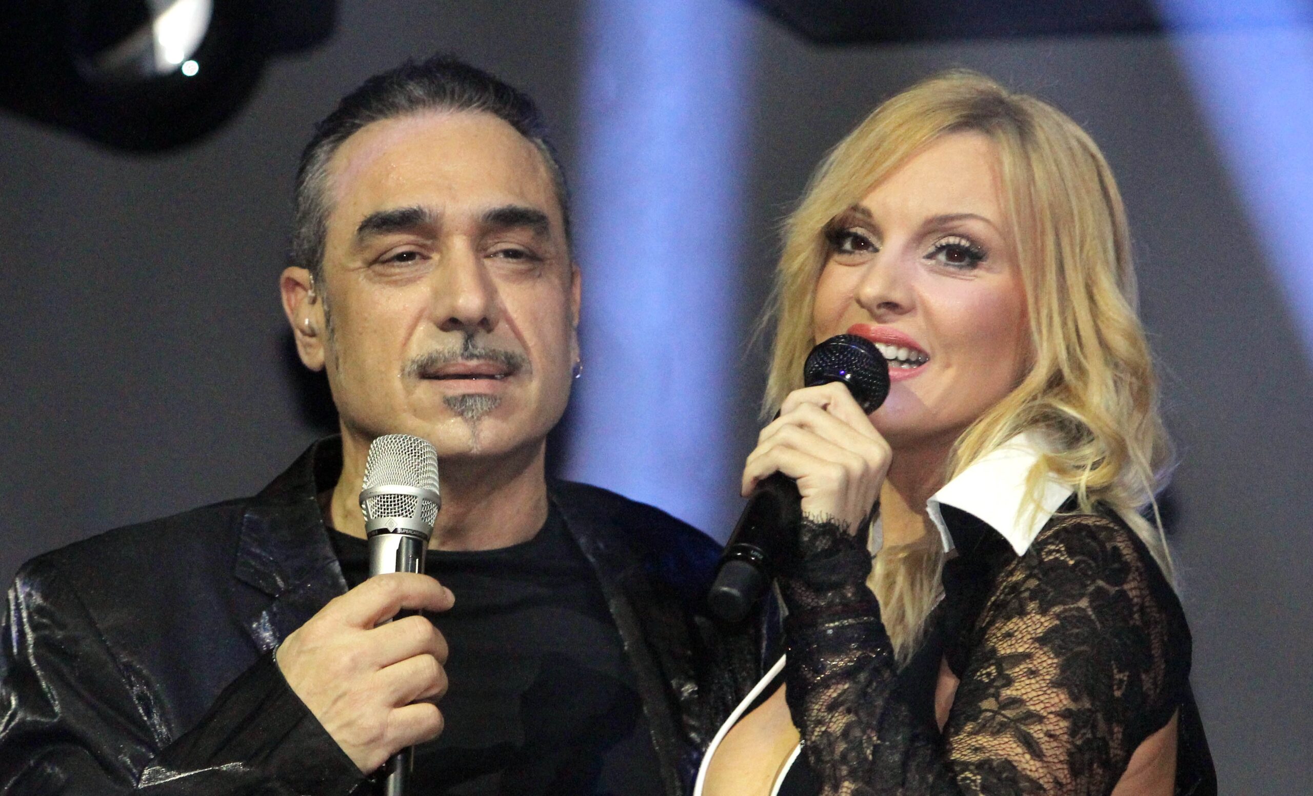 “Βόμβα” της Πέγκυς Ζήνα για το Νότη Σφακιανάκη-Το σχόλιό της για την αποχή του τραγουδιστή.. “Βόμβα” της Πέγκυς Ζήνα για το Νότη Σφακιανάκη-Το σχόλιό της για την αποχή του τραγουδιστή..