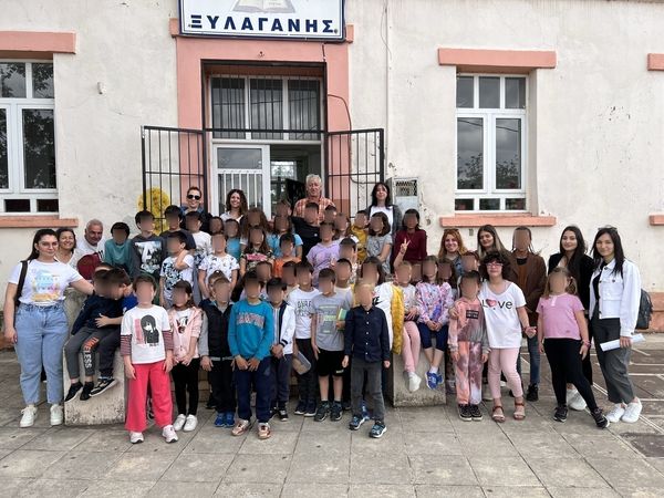 Μέλη και Συνοδοί του Συλλόγου ΑμΕΑ “Άγιοι Θεόδωροι” επισκέφτηκαν το δημοτικό σχολείο Ξυλαγανής Μέλη και Συνοδοί του Συλλόγου ΑμΕΑ “Άγιοι Θεόδωροι” επισκέφτηκαν το δημοτικό σχολείο Ξυλαγανής