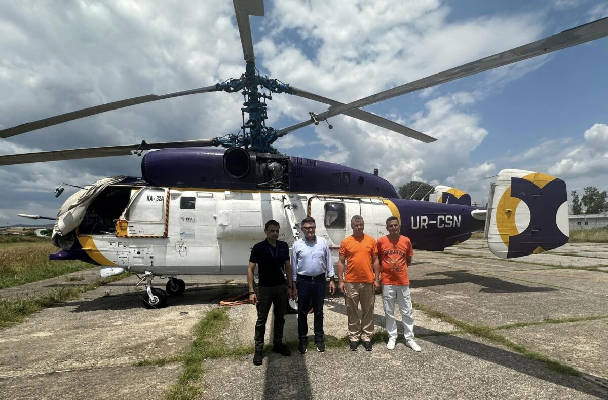 Θωράκιση από πυρκαγιές: 3 πυροσβεστικά αεροσκάφη και 1 ελικόπτερο βρίσκονται πλέον στο αεροδρόμιο “Δημόκριτος” της Αλεξανδρουπολης Θωράκιση από πυρκαγιές: 3 πυροσβεστικά αεροσκάφη και 1 ελικόπτερο βρίσκονται πλέον στο αεροδρόμιο “Δημόκριτος” της Αλεξανδρουπολης