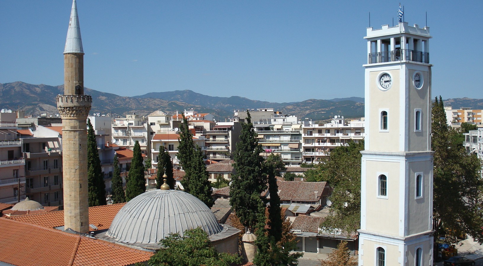 Κομοτηνή: Αναβίωσε το”έθιμο της καμήλας” τη 2η  μέρα του Μπαϊραμιού από τη μουσουλμανική μειονότητα (video)
