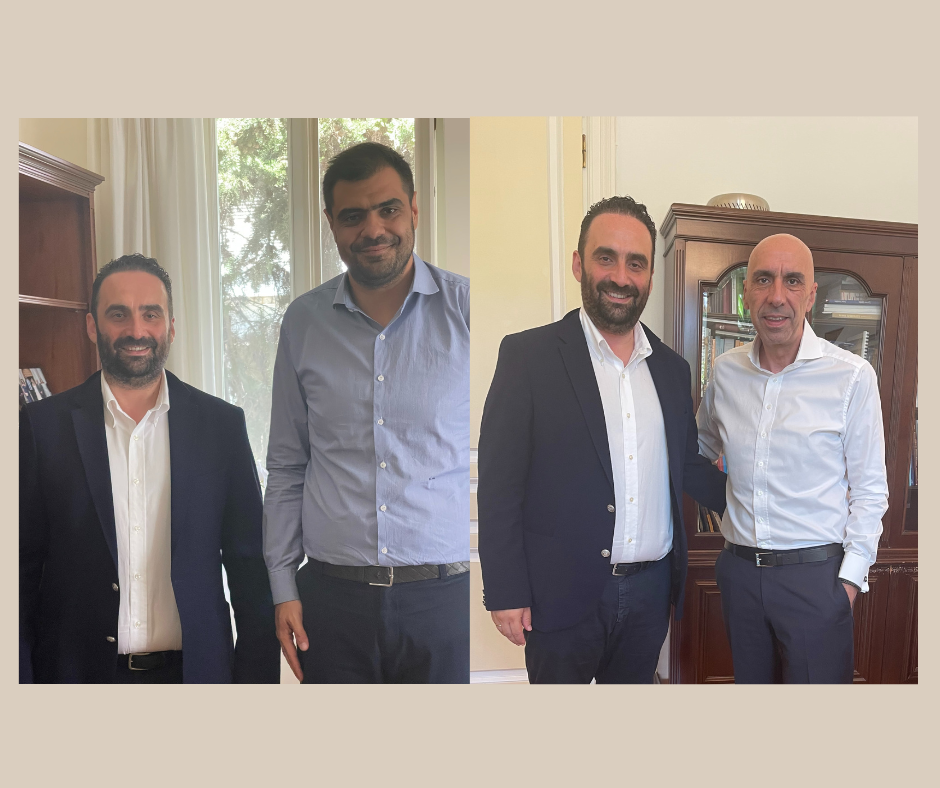 Στο Μέγαρο Μαξίμου με Μπρατάκο και Μαρινάκη ο Αντώνης Γραβάνης Στο Μέγαρο Μαξίμου με Μπρατάκο και Μαρινάκη ο Αντώνης Γραβάνης