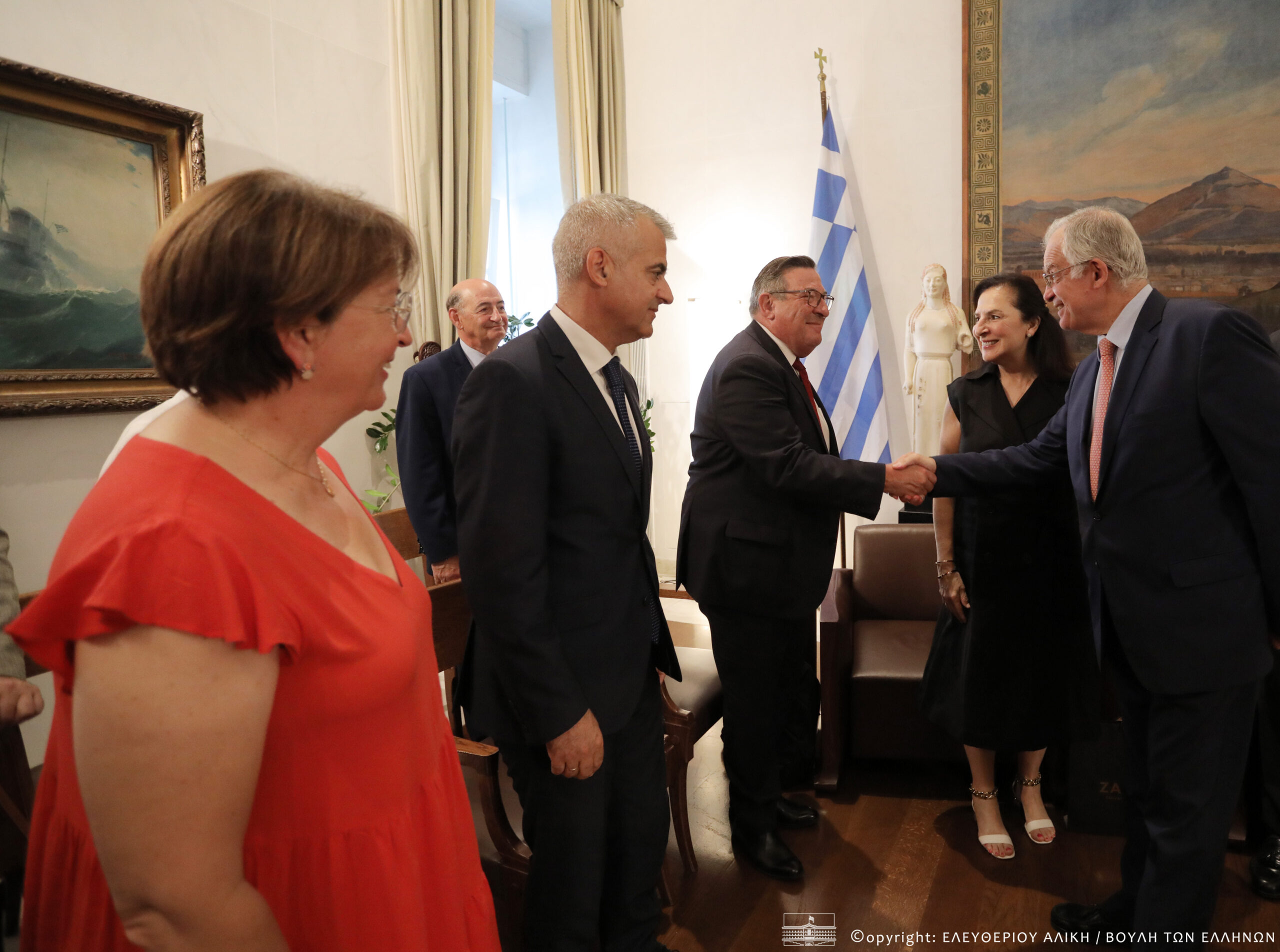 Συνάντηση του Προέδρου της Βουλής με το νέο προεδρείο της Παγκόσμιας Διακοινοβουλευτικής Ένωσης Ελληνισμού Συνάντηση του Προέδρου της Βουλής με το νέο προεδρείο της Παγκόσμιας Διακοινοβουλευτικής Ένωσης Ελληνισμού