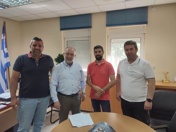 ΥΠΕΓΡΑΦΗ Η ΣΥΜΒΑΣΗ ΓΙΑ ΤΙΣ ΕΡΓΑΣΙΕΣ ΕΞΩΡΑΪΣΜΟΥ ΣΤΟΝ ΧΩΡΟ ΑΝΑΨΥΧΗΣ «ΔΕΝΤΡΑΚΙ» ΣΤΙΣ ΣΑΠΕΣ ΥΠΕΓΡΑΦΗ Η ΣΥΜΒΑΣΗ ΓΙΑ ΤΙΣ ΕΡΓΑΣΙΕΣ ΕΞΩΡΑΪΣΜΟΥ ΣΤΟΝ ΧΩΡΟ ΑΝΑΨΥΧΗΣ «ΔΕΝΤΡΑΚΙ» ΣΤΙΣ ΣΑΠΕΣ