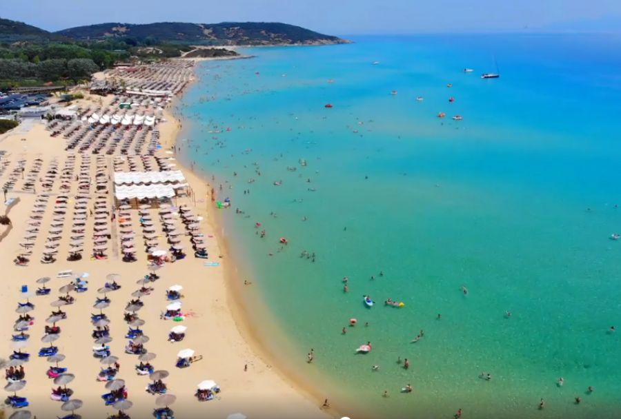 Καβάλα: Καταγγελία καθηγητή του ΔΠΘ σχετικά με τις ξαπλώστρες στις παραλίες Καβάλα: Καταγγελία καθηγητή του ΔΠΘ σχετικά με τις ξαπλώστρες στις παραλίες