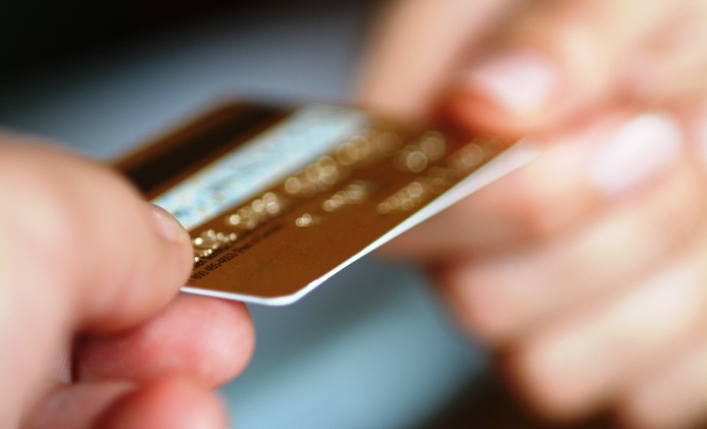 Πότε ξεκινούν οι προπληρωμένες κάρτες για τα επιδόματα ΔΥΠΑ και ΟΠΕΚΑ – Τι αλλάζει Πότε ξεκινούν οι προπληρωμένες κάρτες για τα επιδόματα ΔΥΠΑ και ΟΠΕΚΑ – Τι αλλάζει