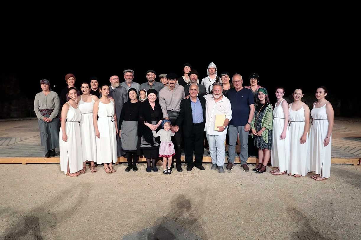 Αρχαίο Θέατρο Φιλίππων: “H Ανταλλαγή”- Ζωντανεύοντας τις μνήμες από τον ξεριζωμό του Ποντιακού Ελληνισμού-Μια εξαιρετική και συγκινητική παράσταση (φωτος)