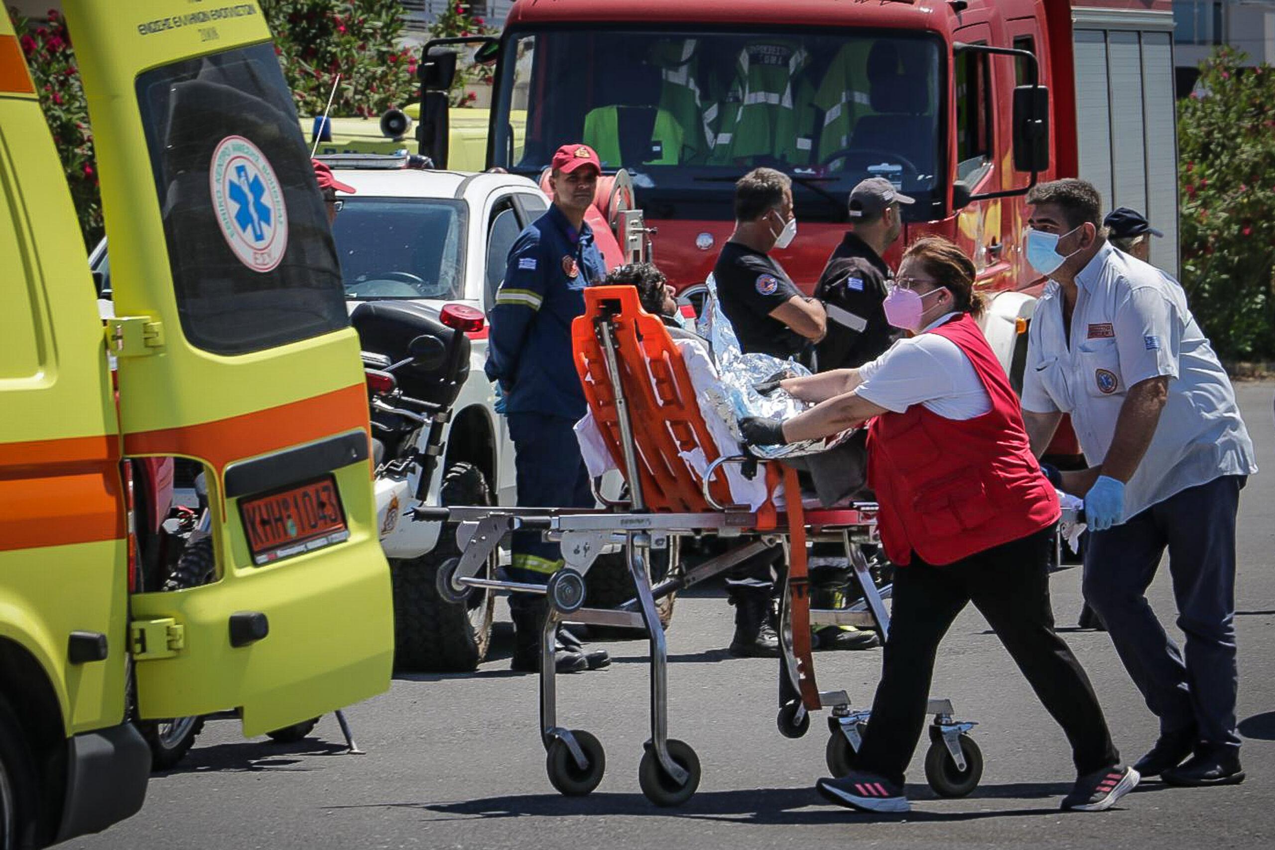 Προσλήψεις στο ΕΚΑΒ: Ανοίγει η πλατφόρμα μέχρι τις 28 Ιουλίου Προσλήψεις στο ΕΚΑΒ: Ανοίγει η πλατφόρμα μέχρι τις 28 Ιουλίου