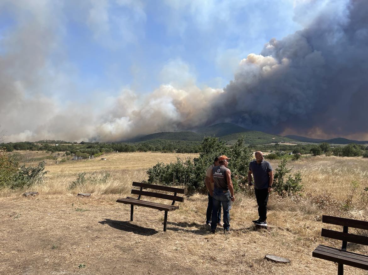 Πυρκαγιά Αλεξανδρούπολη: Ήχησε το 112 και εκκενώθηκαν εφτά οικισμοί Πυρκαγιά Αλεξανδρούπολη: Ήχησε το 112 και εκκενώθηκαν εφτά οικισμοί