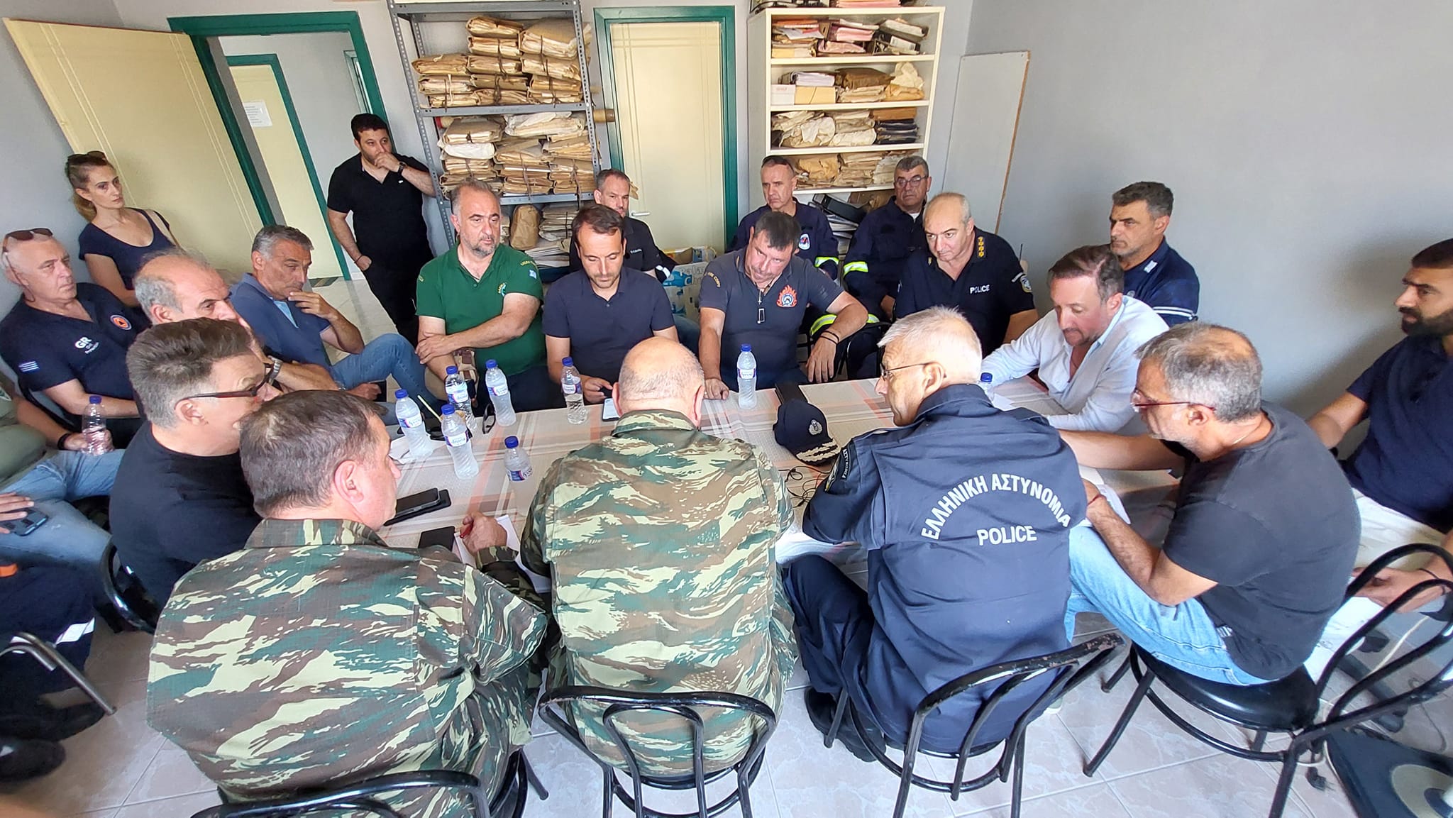 Συνεχίζεται η μάχη με τις φλόγες στην Αλεξανδρούπολη Συνεχίζεται η μάχη με τις φλόγες στην Αλεξανδρούπολη