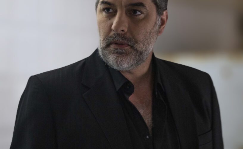 Σασμός: Ο Βασίλης Μπισμπίκης θα είναι στο τέλος της σειράς και τίποτα δε θα είναι το ίδιο! Σασμός: Ο Βασίλης Μπισμπίκης θα είναι στο τέλος της σειράς και τίποτα δε θα είναι το ίδιο!
