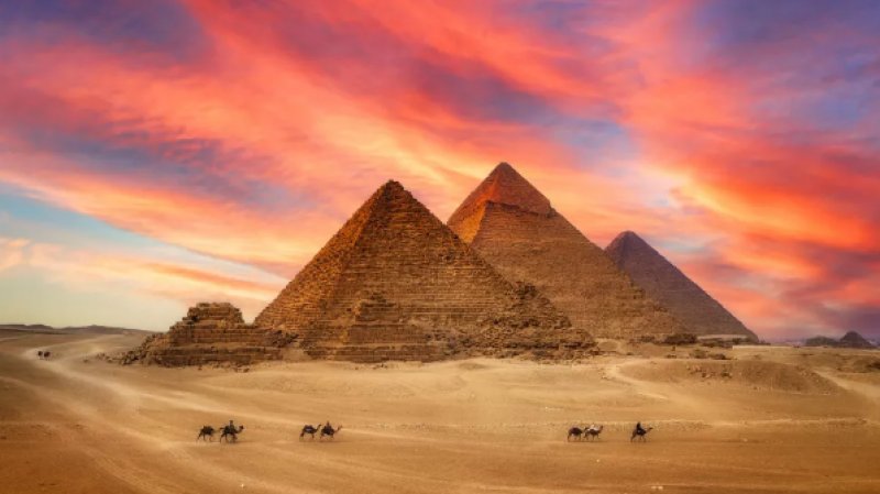 Οι πυραμίδες της Αιγύπτου και οι … γίγαντες του αρχαίου κόσμου! (videos)