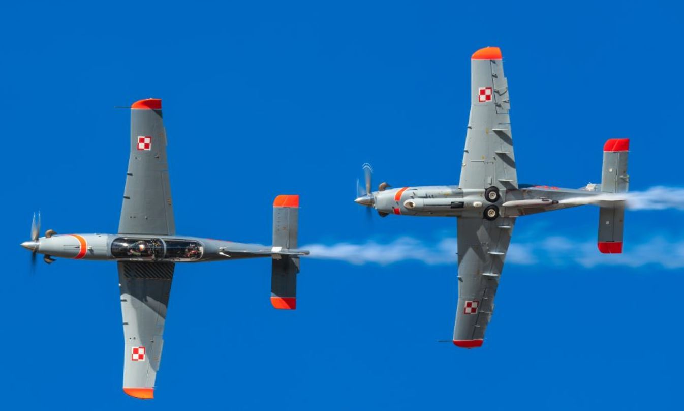 Athens Flying Week: Δεξιοτέχνες πιλότοι απ’ όλο τον κόσμο, θα “χορέψουν” με τ’ αεροπλάνα τους στον ουρανό της Τανάγρας! Athens Flying Week: Δεξιοτέχνες πιλότοι απ’ όλο τον κόσμο, θα “χορέψουν” με τ’ αεροπλάνα τους στον ουρανό της Τανάγρας!
