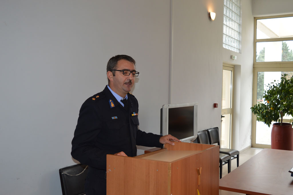 Στο νοσοκομείο ο Διοικητής Πυροσβεστικών Υπηρεσιών Π.Ε. Έβρου Στο νοσοκομείο ο Διοικητής Πυροσβεστικών Υπηρεσιών Π.Ε. Έβρου