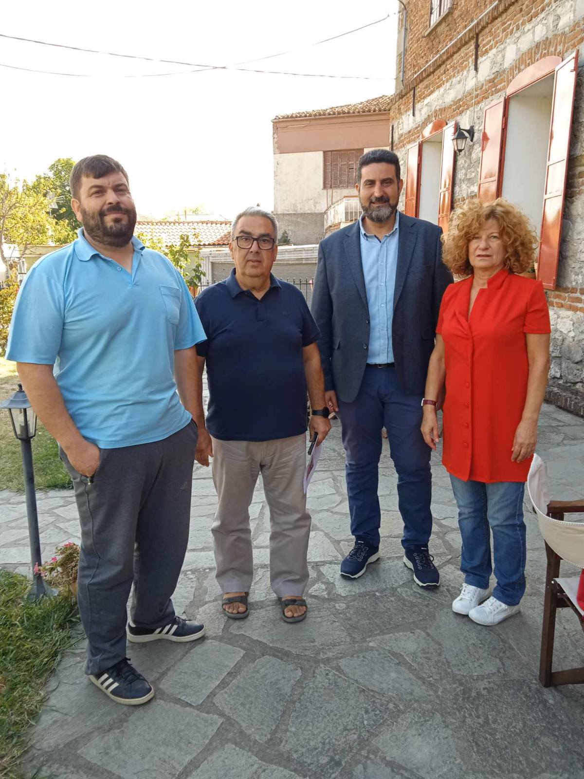 Στο Σουφλί περιόδευσε ο υποψήφιος Περιφερειάρχης ΑΜΘ με τη «Λαϊκή Συσπείρωση» Στο Σουφλί περιόδευσε ο υποψήφιος Περιφερειάρχης ΑΜΘ με τη «Λαϊκή Συσπείρωση»