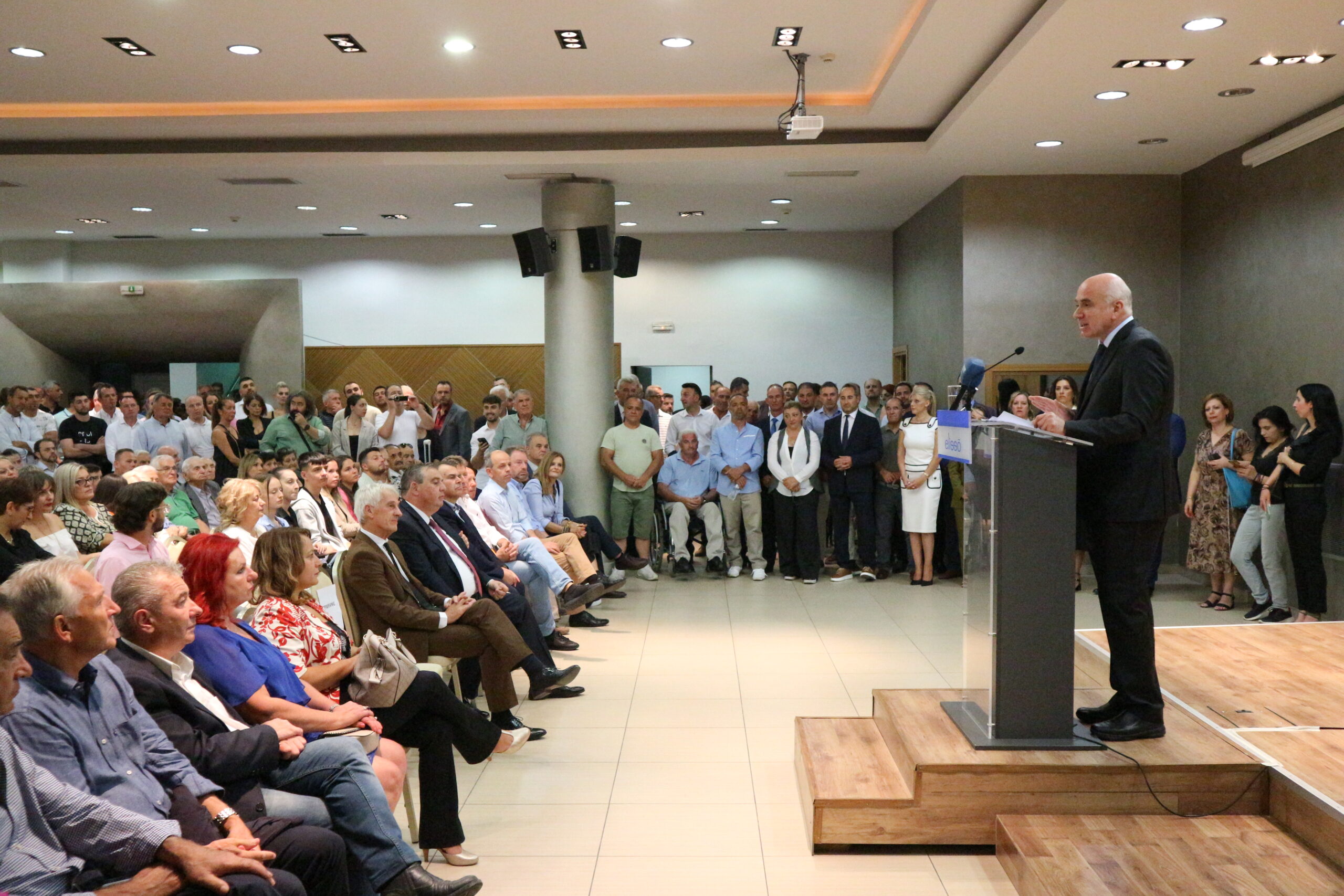 Ο Χρήστος Μέτιος παρουσίασε το πρόγραμμα και τους υποψηφίους της Νέας Περιφερειακής Αναγέννησης στην ΠΕ Ξάνθης (φώτος) Ο Χρήστος Μέτιος παρουσίασε το πρόγραμμα και τους υποψηφίους της Νέας Περιφερειακής Αναγέννησης στην ΠΕ Ξάνθης (φώτος)