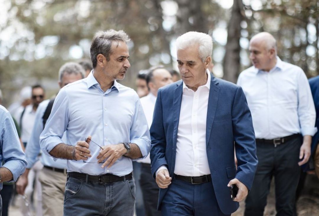 Μητσοτάκης: “Μετά το «Evros pass» έρχεται το «Dadia pass»-Οι ανακοινώσεις του πρωθυπουργού από τον Έβρο Μητσοτάκης: “Μετά το «Evros pass» έρχεται το «Dadia pass»-Οι ανακοινώσεις του πρωθυπουργού από τον Έβρο