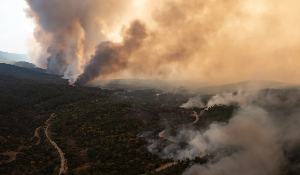 Δ/νση Δημόσιας Υγείας ΈΒρου: Οδηγίες προστασίας των πολιτών από την εισπνοή καπνού, μετά τις καταστροφικές πυρκαγιές Δ/νση Δημόσιας Υγείας ΈΒρου: Οδηγίες προστασίας των πολιτών από την εισπνοή καπνού, μετά τις καταστροφικές πυρκαγιές