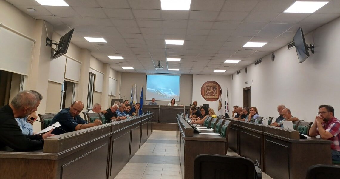 Τους Κομοτηναίους πρωταθλητές Νικολέτα Μπάρμπα (ελεύθερη πάλη) και Βαγγέλη Χριστόπουλο (ζίου ζίτσου) βράβευσε το Δημοτικό Συμβούλιο Κομοτηνής (φωτος+video) Τους Κομοτηναίους πρωταθλητές Νικολέτα Μπάρμπα (ελεύθερη πάλη) και Βαγγέλη Χριστόπουλο (ζίου ζίτσου) βράβευσε το Δημοτικό Συμβούλιο Κομοτηνής (φωτος+video)