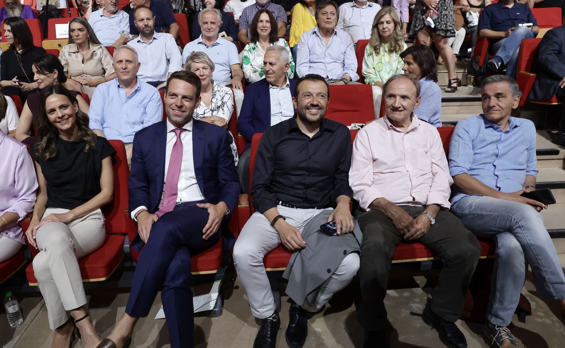 Στις 17 Σεπτεμβρίου οι εκλογές για πρόεδρο του ΣΥΡΙΖΑ- Παρατείνεται η αγωνία των υποψηφίων Στις 17 Σεπτεμβρίου οι εκλογές για πρόεδρο του ΣΥΡΙΖΑ- Παρατείνεται η αγωνία των υποψηφίων