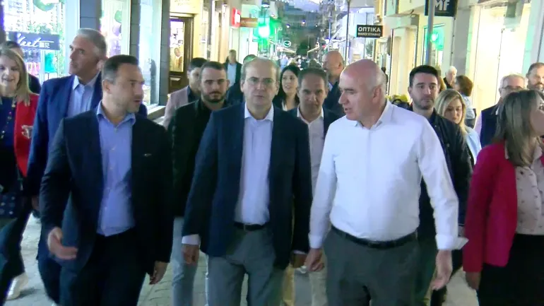 Ο υπουργός Οικονομικών Κώστας Χατζηδάκης στην Κομοτηνή για να στηρίξει τον Χρήστο Μέτιο Ο υπουργός Οικονομικών Κώστας Χατζηδάκης στην Κομοτηνή για να στηρίξει τον Χρήστο Μέτιο