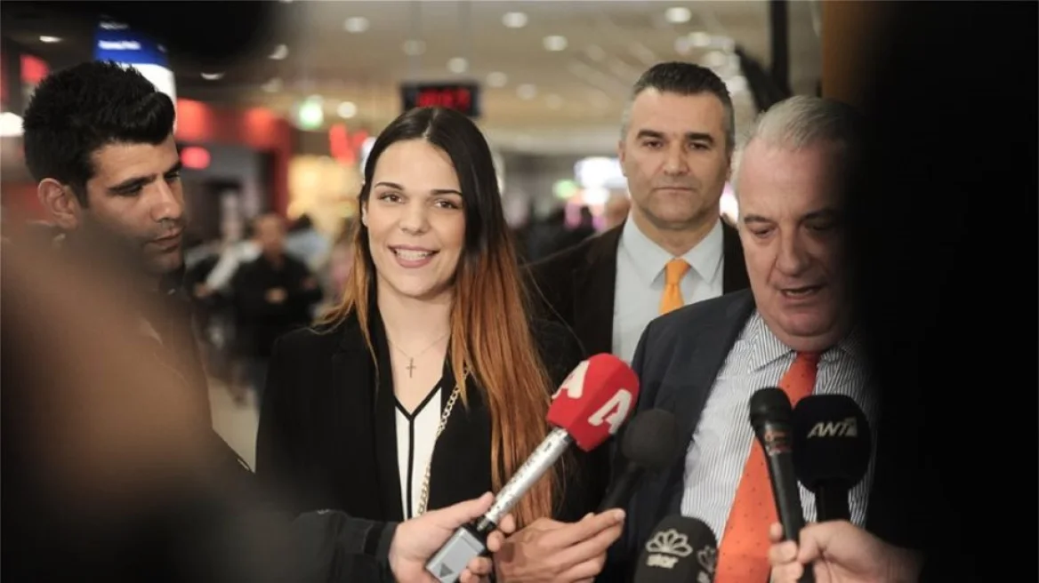 Ειρήνη Μελισσαροπούλου: Αθωώθηκε και από την ελληνική Δικαιοσύνη το πρώην μοντέλο που είχε πιαστεί στο Χονγκ Κονγκ με 2,6 κιλά κοκαΐνης Ειρήνη Μελισσαροπούλου: Αθωώθηκε και από την ελληνική Δικαιοσύνη το πρώην μοντέλο που είχε πιαστεί στο Χονγκ Κονγκ με 2,6 κιλά κοκαΐνης