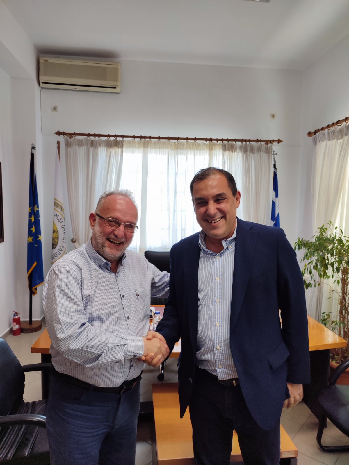 ΕΠΙΣΚΕΨΗ ΤΟΥ ΥΦΥΠΟΥΡΓΟΥ ΠΡΟΣΤΑΣΙΑΣ ΤΟΥ ΠΟΛΙΤΗ ΣΤΟΝ ΔΗΜΟ ΜΑΡΩΝΕΙΑΣ-ΣΑΠΩΝ ΕΠΙΣΚΕΨΗ ΤΟΥ ΥΦΥΠΟΥΡΓΟΥ ΠΡΟΣΤΑΣΙΑΣ ΤΟΥ ΠΟΛΙΤΗ ΣΤΟΝ ΔΗΜΟ ΜΑΡΩΝΕΙΑΣ-ΣΑΠΩΝ