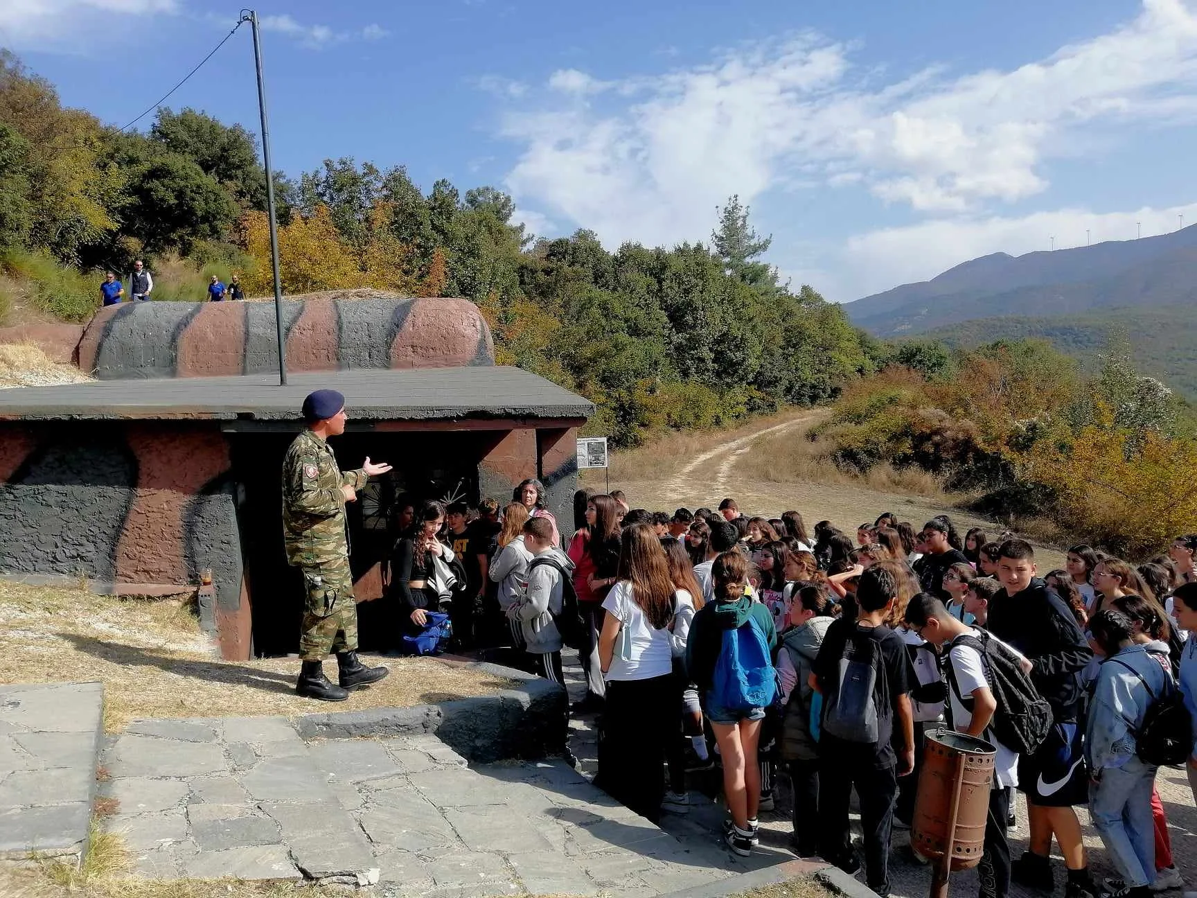 Το 7ο γυμνάσιο Ξάνθης επισκέφτηκε το Οχυρό του Ρούπελ Το 7ο γυμνάσιο Ξάνθης επισκέφτηκε το Οχυρό του Ρούπελ
