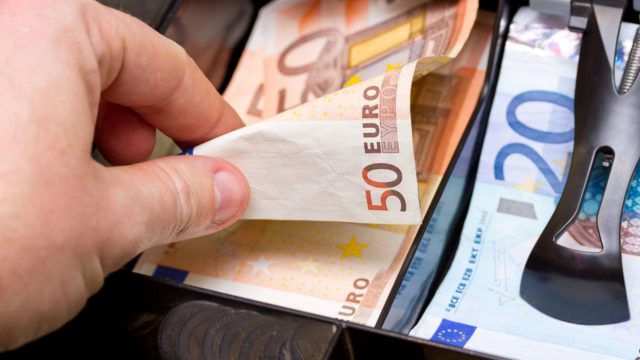 Επιταγή ακρίβειας: Τι ισχύει για το επίδομα -βοήθημα – Ποιοι είναι οι δικαιούχοι Επιταγή ακρίβειας: Τι ισχύει για το επίδομα -βοήθημα – Ποιοι είναι οι δικαιούχοι