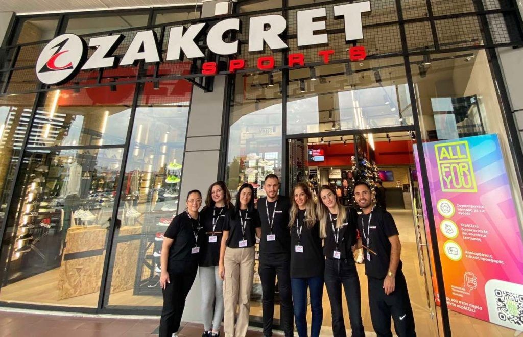 Νέο καστάστημα ZAKCRET SPORTS στο Εμπορικό Κέντρο “Κosmopolis” στην Κομοτηνή Νέο καστάστημα ZAKCRET SPORTS στο Εμπορικό Κέντρο “Κosmopolis” στην Κομοτηνή