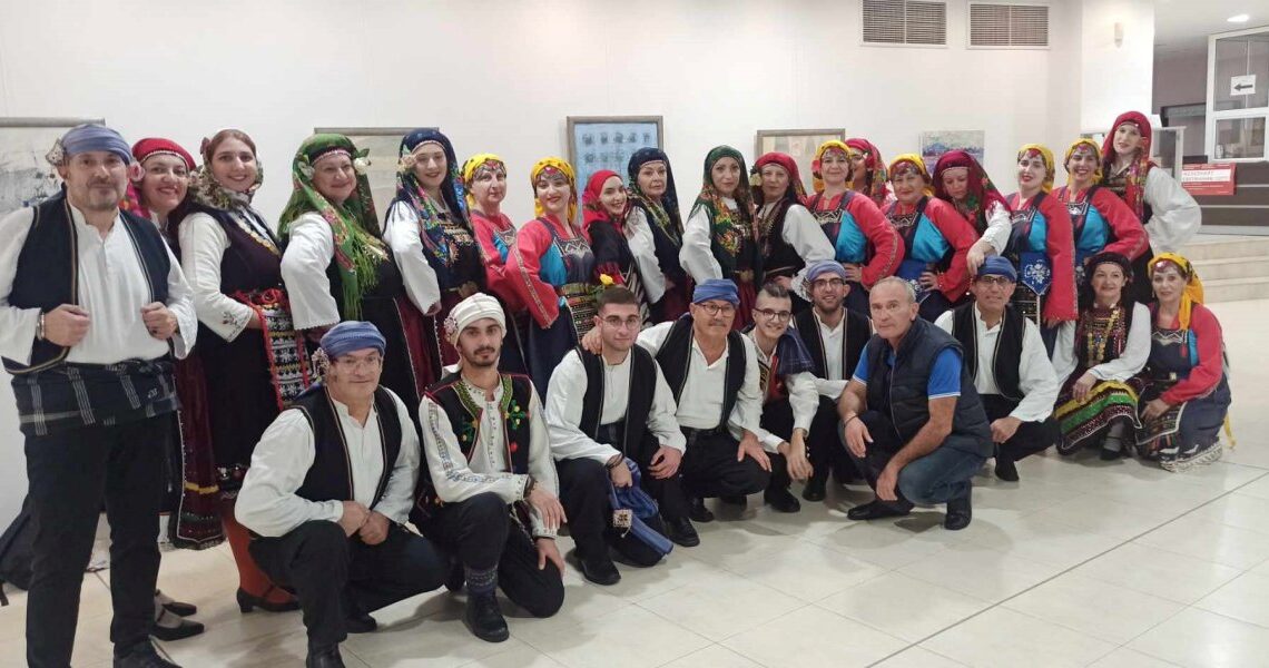 Τις πόλεις της Βουλγαρίας Αγχίαλο, Πύργο, Μεσημβρία και Σωζόπολη επισκέφτηκαν τα μελη του Συλλόγου Εβριτών Ν. Ροδόπης Τις πόλεις της Βουλγαρίας Αγχίαλο, Πύργο, Μεσημβρία και Σωζόπολη επισκέφτηκαν τα μελη του Συλλόγου Εβριτών Ν. Ροδόπης