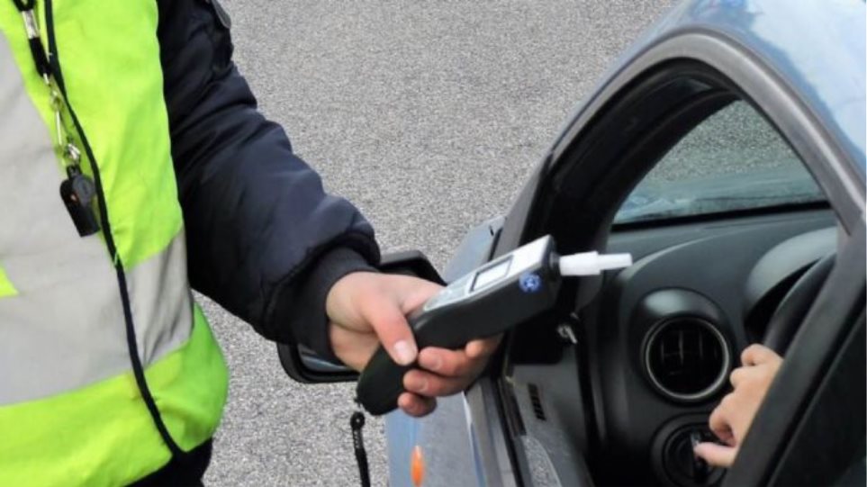 Το 13,7% των ατόμων οδηγούνε μετά από διασκέδαση με αλκοόλ Το 13,7% των ατόμων οδηγούνε μετά από διασκέδαση με αλκοόλ