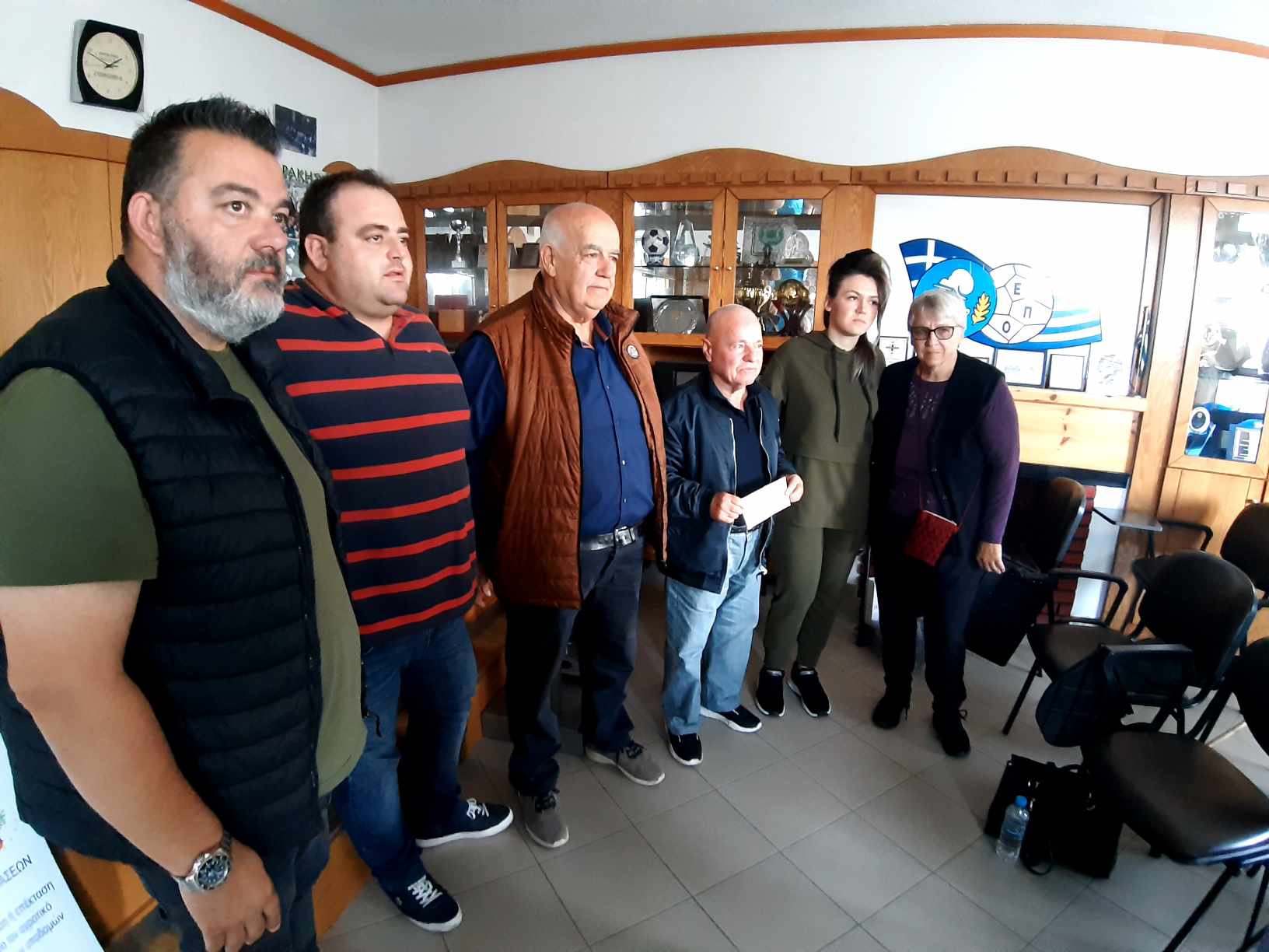 ΕΠΣ Θράκης: Παραδόθηκαν τα χρήματα στην οικογένεια για την πυρόπληκτη οικογένεια στο Σώστη ΕΠΣ Θράκης: Παραδόθηκαν τα χρήματα στην οικογένεια για την πυρόπληκτη οικογένεια στο Σώστη