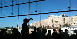 Ποια 4 ζώδια καταφέρνουν να περνούν απαρατήρητα- Χάνονται εύκολα μέσα στο πλήθος! Ποια 4 ζώδια καταφέρνουν να περνούν απαρατήρητα- Χάνονται εύκολα μέσα στο πλήθος!